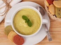 Овощной суп с мятой
