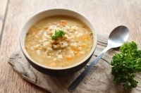 Картофельный суп с ячневой крупой