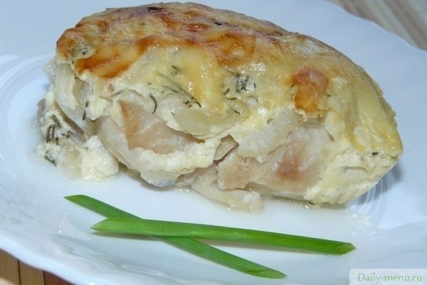 Фото: <a href="https://vkuso.ru/recipe/ryba-s-syrom-v-smetane/">Источник</a>