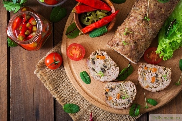 Мясной "хлеб" с шампиньонами