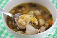 Куриный суп с запеченными овощами и розмарином