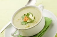 Сливочный суп с кабачками и луком-пореем