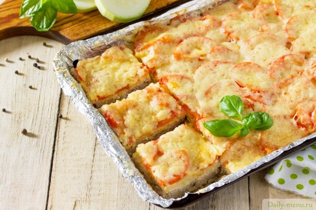 Фото: <a href="https://ru.depositphotos.com/158241704/stock-photo-baked-zucchini-with-meat-rice.html">Depositphotos.com</a>
