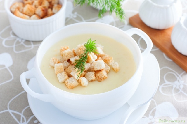 Фото: <a href="https://ru.depositphotos.com/347128242/stock-photo-mashed-potato-soup-homemade-croutons.html">Depositphotos.com</a>