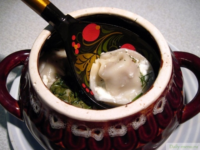 Фото: <a href="http://vkusno.mirtesen.ru/blog/43172015631/Pelmeni-v-gorshochke?domain=mirtesen.ru&padw=1&paid=1">vkusno.mirtesen</a>