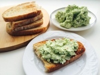 Творожный крем с зеленью для бутербродов